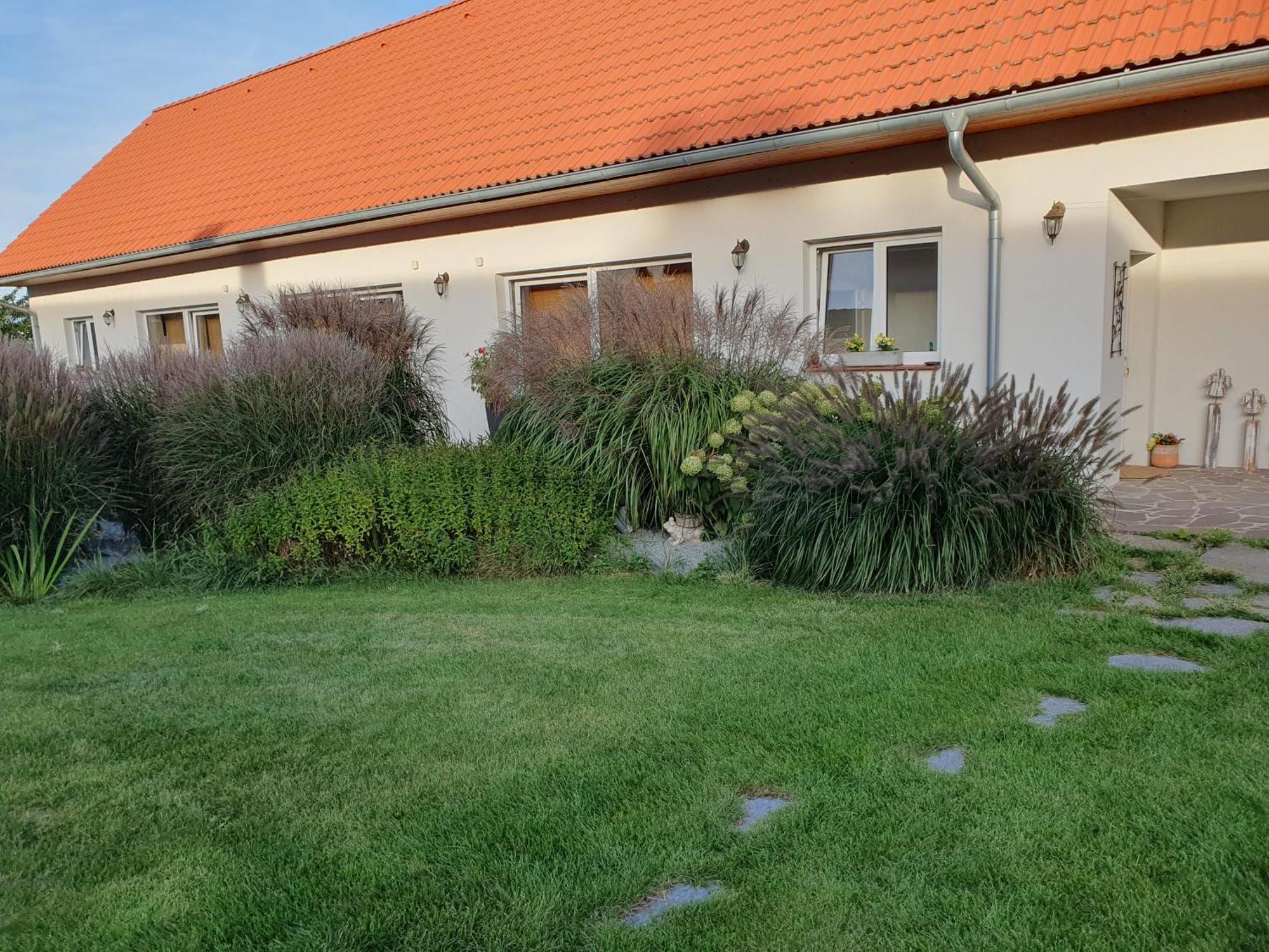 Ubytování za kapličkou Třeboň Exterior foto