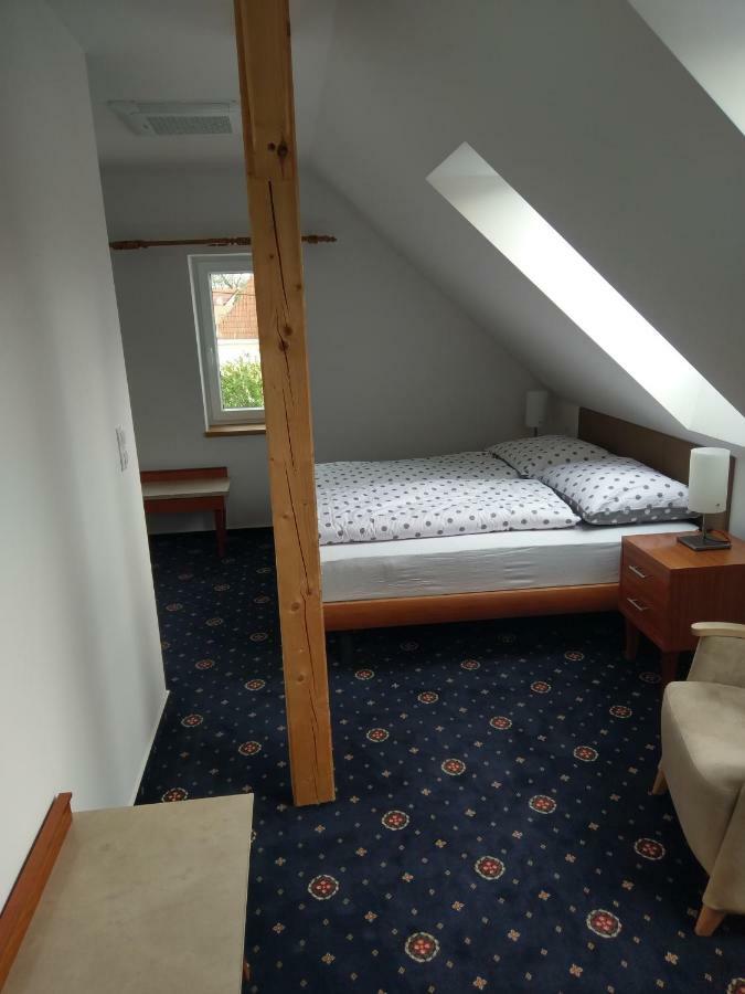 Ubytování za kapličkou Třeboň Exterior foto
